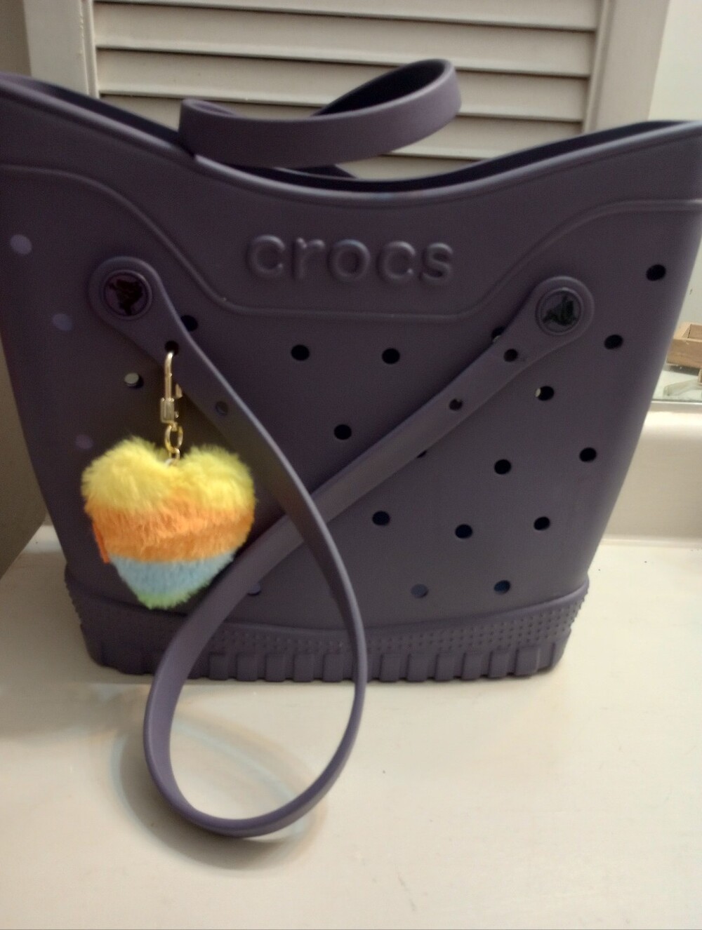 Crocs Classic Medium Lavender Tote Bag - Picture 2 of 9